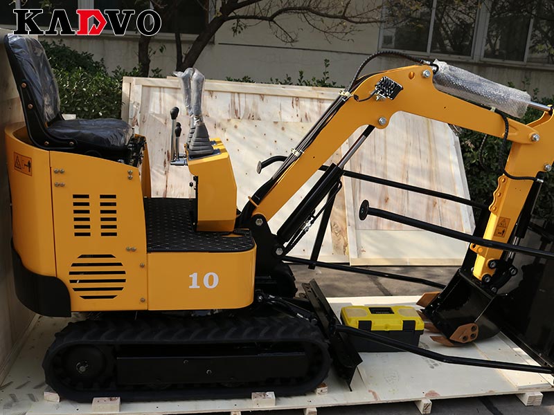 凱迪沃重工KV12小型挖掘機出口東盟地區(qū)